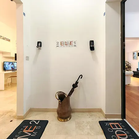 Ele