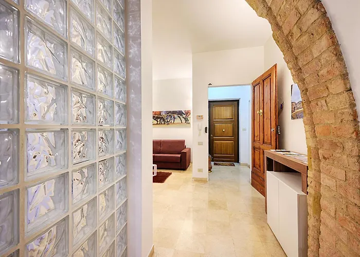 Ele Apartment *