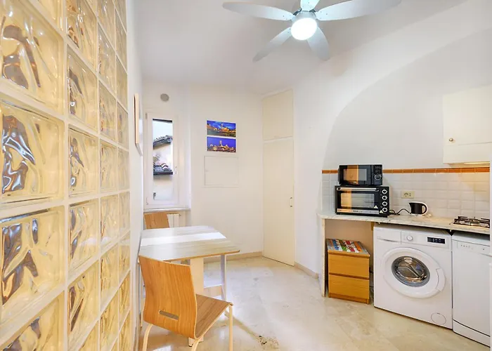 Apartment Ele